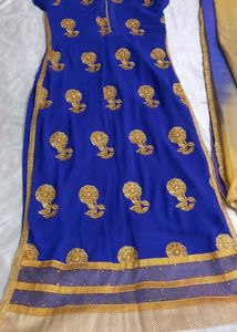 Sale🎉Kurti With Dupatta