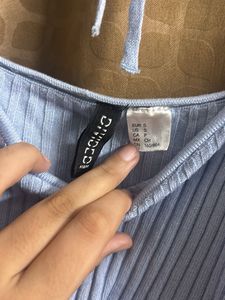 H&amp;M Cute Blue Ribbed Ruffle Top