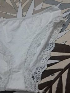 Set of 4 Lace Trim Briefs