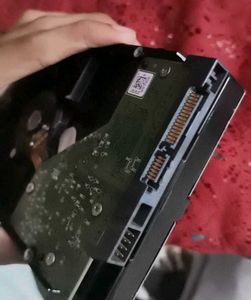 Seagate 500gb HHD and HP 1TB HDD