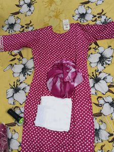 Beautiful Pink Bandhani Kurta Set