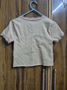 Lace Trim V-Neck Crop Top
