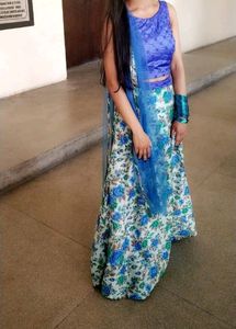 Good Condition stitched Lehnga For Slim Girls