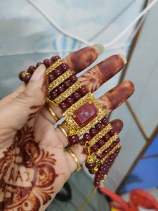 Elegant Maroon Choker Necklace