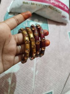 Sparkly Gemstone Bangles (Set of 4)