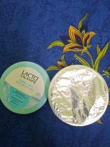 Lacto Calamine Super Light Moisturising Gel