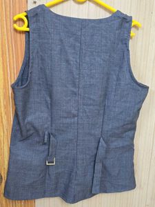 Sleeveless Square Neck Top