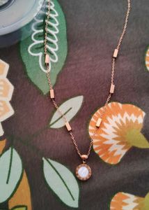 Elegant Roman Numeral Pendant Necklace