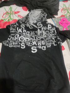 Sweat Shirt