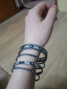 Elegant Black &amp; Silver Bangles