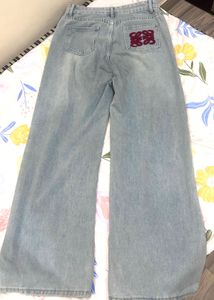 Wide leg jeans