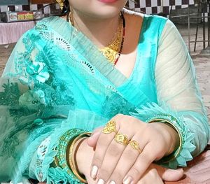 Attractive saare with heavy design