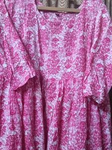 Vibrant Pink Floral Print Kurta