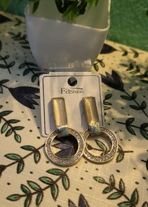 Stylish Circle Drop Earrings 🎀