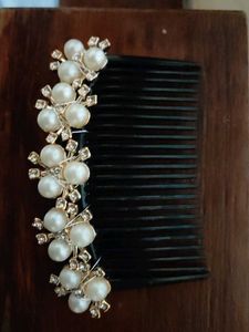 Elegant Pearl & Crystal Hair Comb