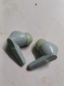 Stylish Wireless Earbuds with Charging Case