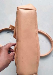 Stylish Tan Shoulder Bag