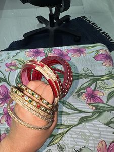 Sparkling Red &amp; Gold Bangles Set