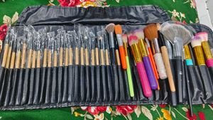 Professional Makeup Brush Set