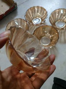 Set of 5 Amber Glass Bowls ( Vintage)