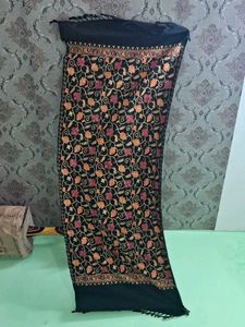 Embroidered Black Shawl 🆕