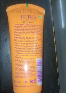 Lotus Matte 3 In 1 Sunscreen