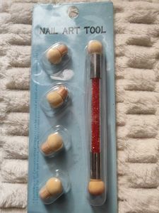 bolt bee ombre nail brush
