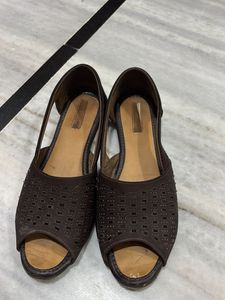 Stylish Brown Cutout Sandals