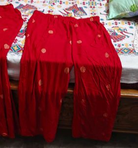 sleeveless Red Kurta Set