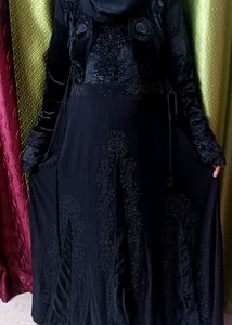Beautiful Naqab With Hijab Dupatta