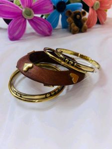Unique Wooden &amp; Gold Tone Bangle Set