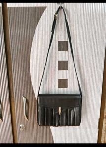 Vintage Black Leather Shoulder Bag