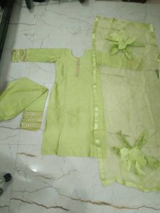Elegant Green Kurta Set with Dupatta