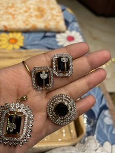 Pendant Set