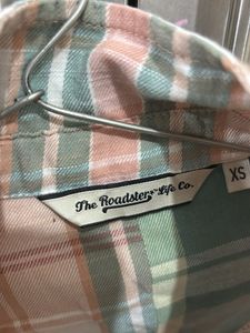 Cropped Plaid Button-Up Shirt