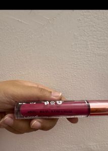 Lakme 9 to 5 Primer + Matte Liquid Lip Color