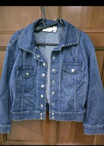 Black Ripped Jeans + denim crop jacket
