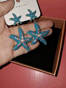 very cute and artistic starfish 💫 earrings