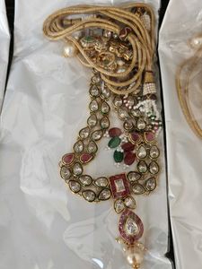 jewellery set