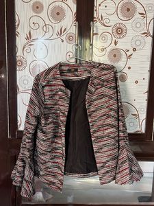 Chic Textured Jacket with Bell Sleeves