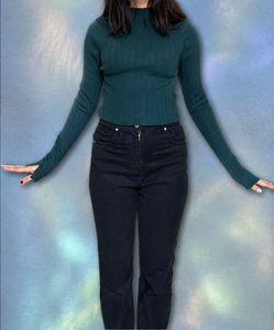 Emerald Ribbed Turtleneck Sweater
