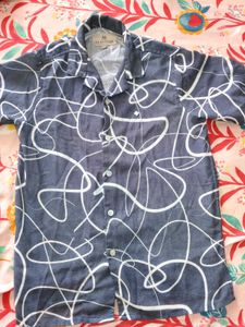 Boys's Abstract Short Sleeve Shirt Age 8-10