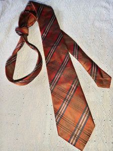 Classic Plaid Necktie