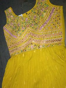 letest trending Yellow anarkali
