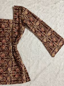 Cotton desi corset back bell sleeve kurti