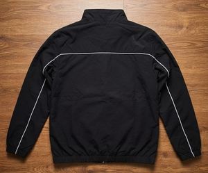 BLACK AESTHETIC WINDSHEETER