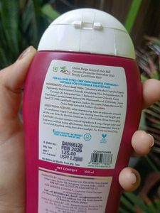 Mamaearth Onion Hair Fall Control Conditioner