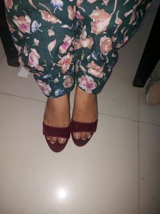 Women's Bridal Heel.