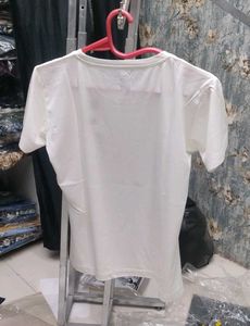 White Tommy Hilfiger T-Shirt