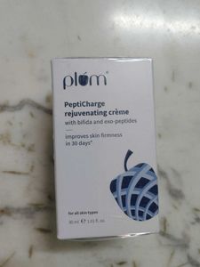 Plum PeptiCharge Rejuvenating Creme